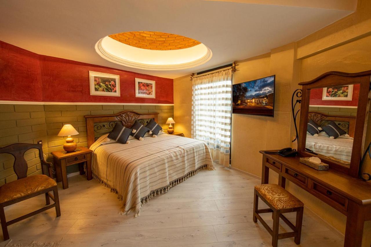 La Casona Colorada San Felipe Del Agua Hotel Oaxaca Bagian luar foto